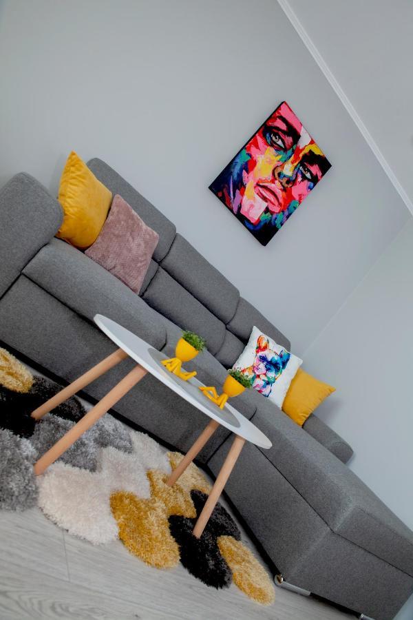 Stadium Apartments Велико Търново Екстериор снимка