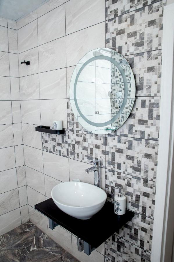 Stadium Apartments Велико Търново Екстериор снимка